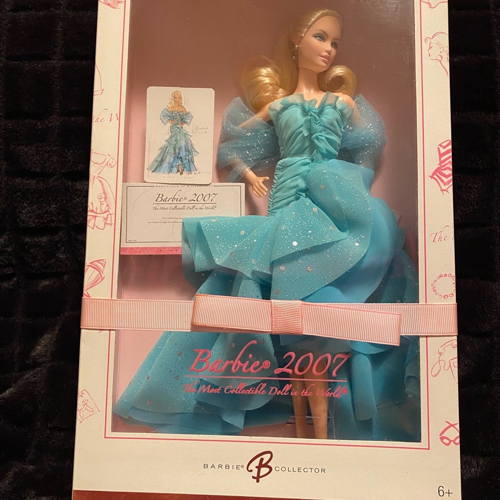 Barbie 2007 The Most Collectible Doll In The World 🌎!!